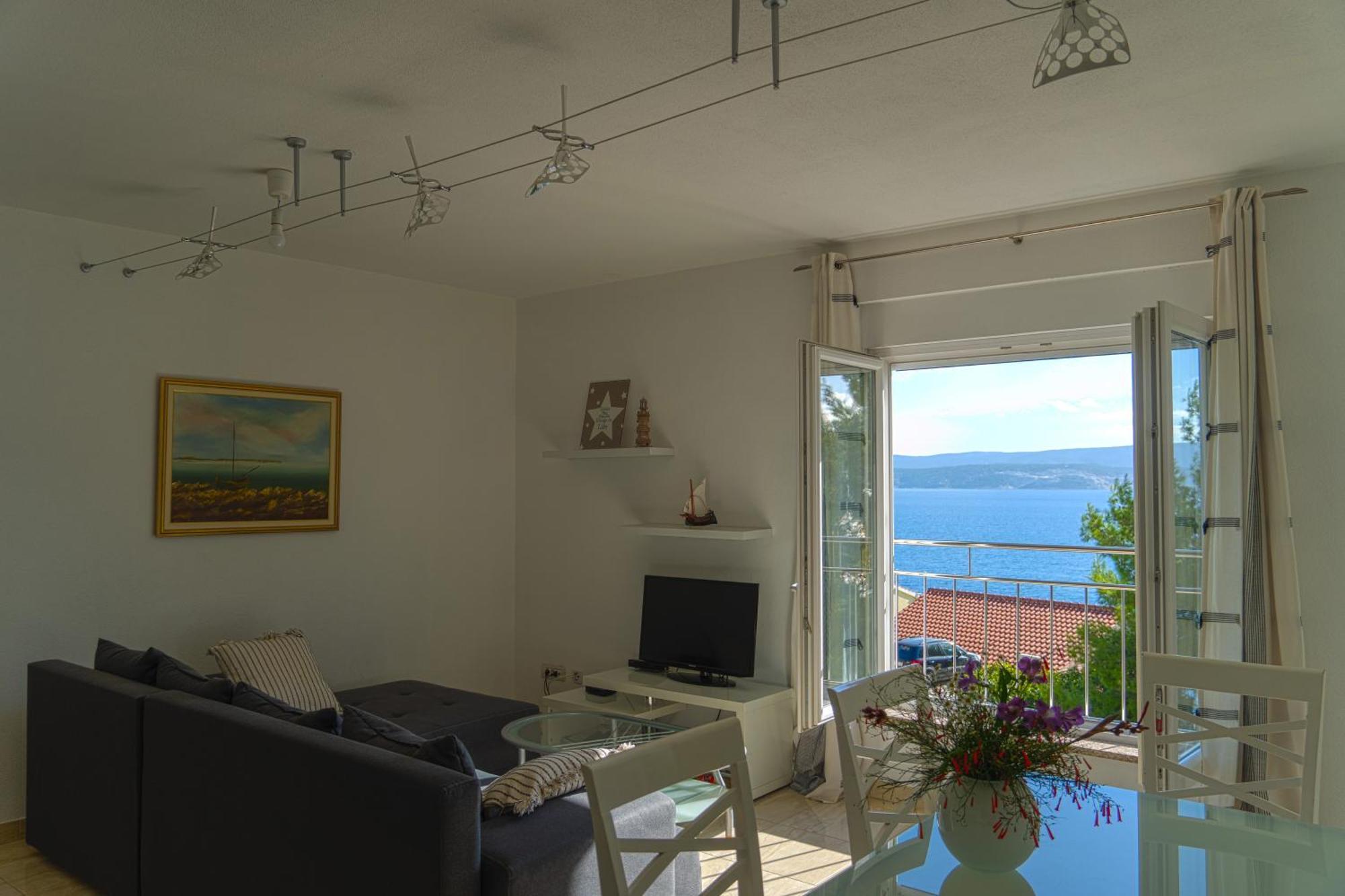 Apartments Sara & Nina Omiš Exterior foto